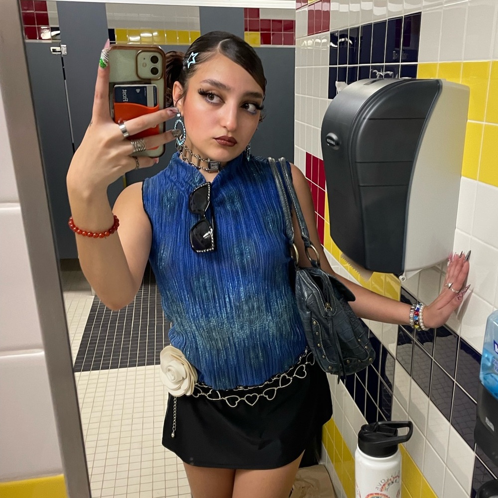 Meet your Posher, Mariel